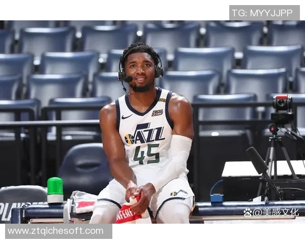 多诺万米切尔的篮球传奇之路与未来展望 多诺万米切尔的篮球传奇之路与未来展望